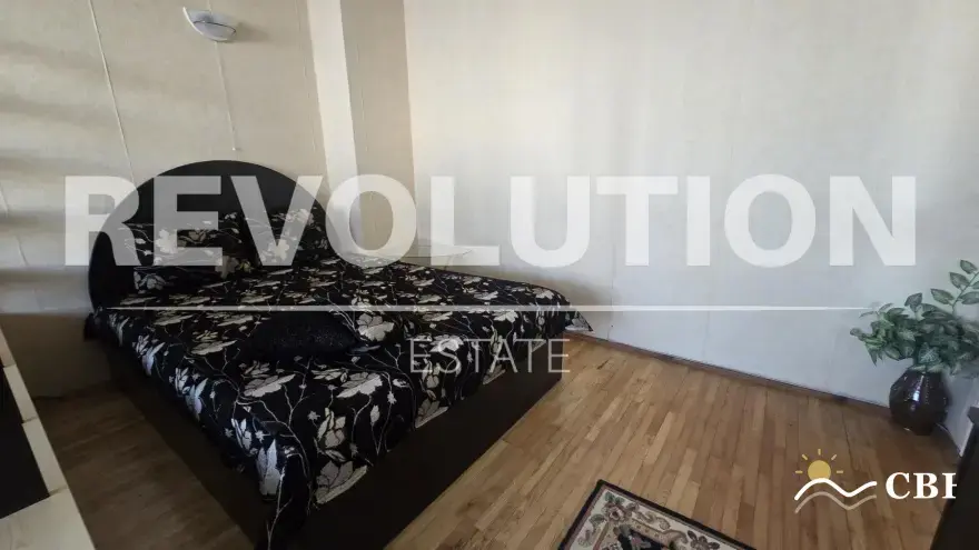 Apartment, 3-room, 60 m², in Varna. Photo 8 of 12. Varna, Black Sea, Bulgaria. Cheap Beach Holiday.