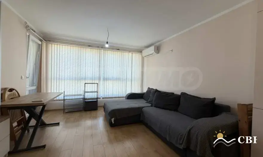 Apartment, 2-room, 60 m², in Burgas. Photo 3 of 9. Burgas, Black Sea, Bulgaria. Cheap Beach Holiday.
