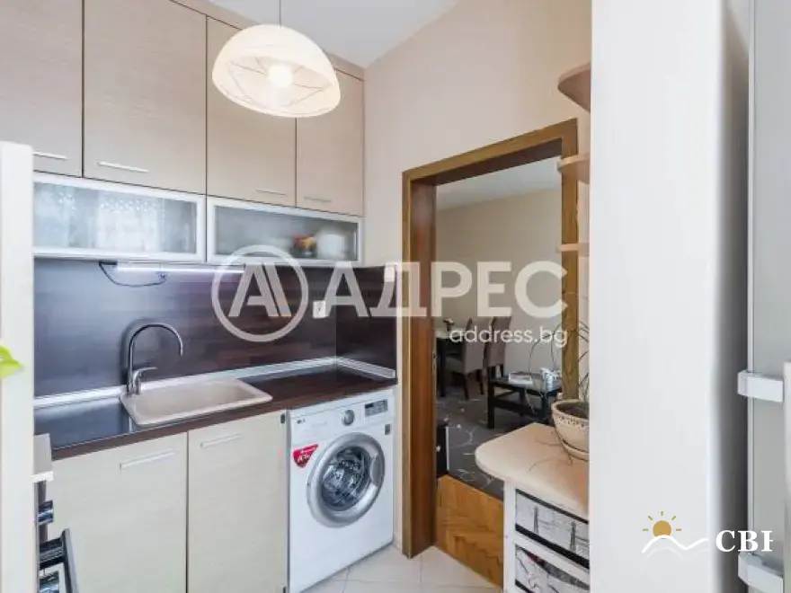 Apartment, 3-room, 90 m², in Varna. Photo 8 of 16. Varna, Black Sea, Bulgaria. Cheap Beach Holiday.