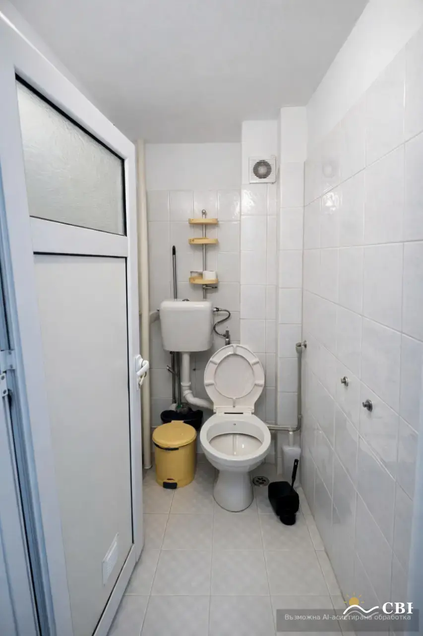 Apartment, 3-room, 60 m², in Varna. Photo 6 of 8. Varna, Black Sea, Bulgaria. Cheap Beach Holiday.