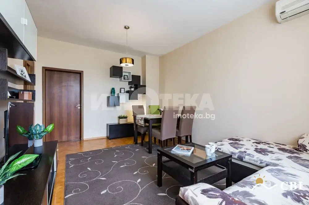 Apartment, 3-room, 90 m², in Varna. Photo 4 of 16. Varna, Black Sea, Bulgaria. Cheap Beach Holiday.