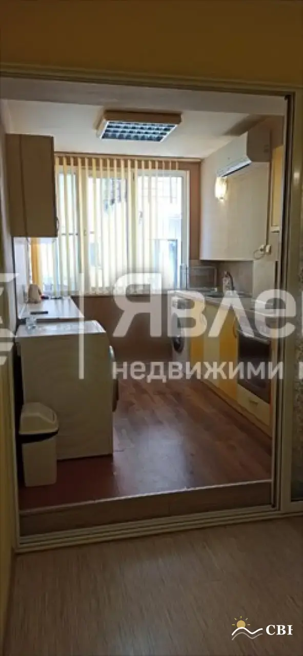 Apartment, 3-room, 94 m², in Varna. Photo 5 of 7. Varna, Black Sea, Bulgaria. Cheap Beach Holiday.