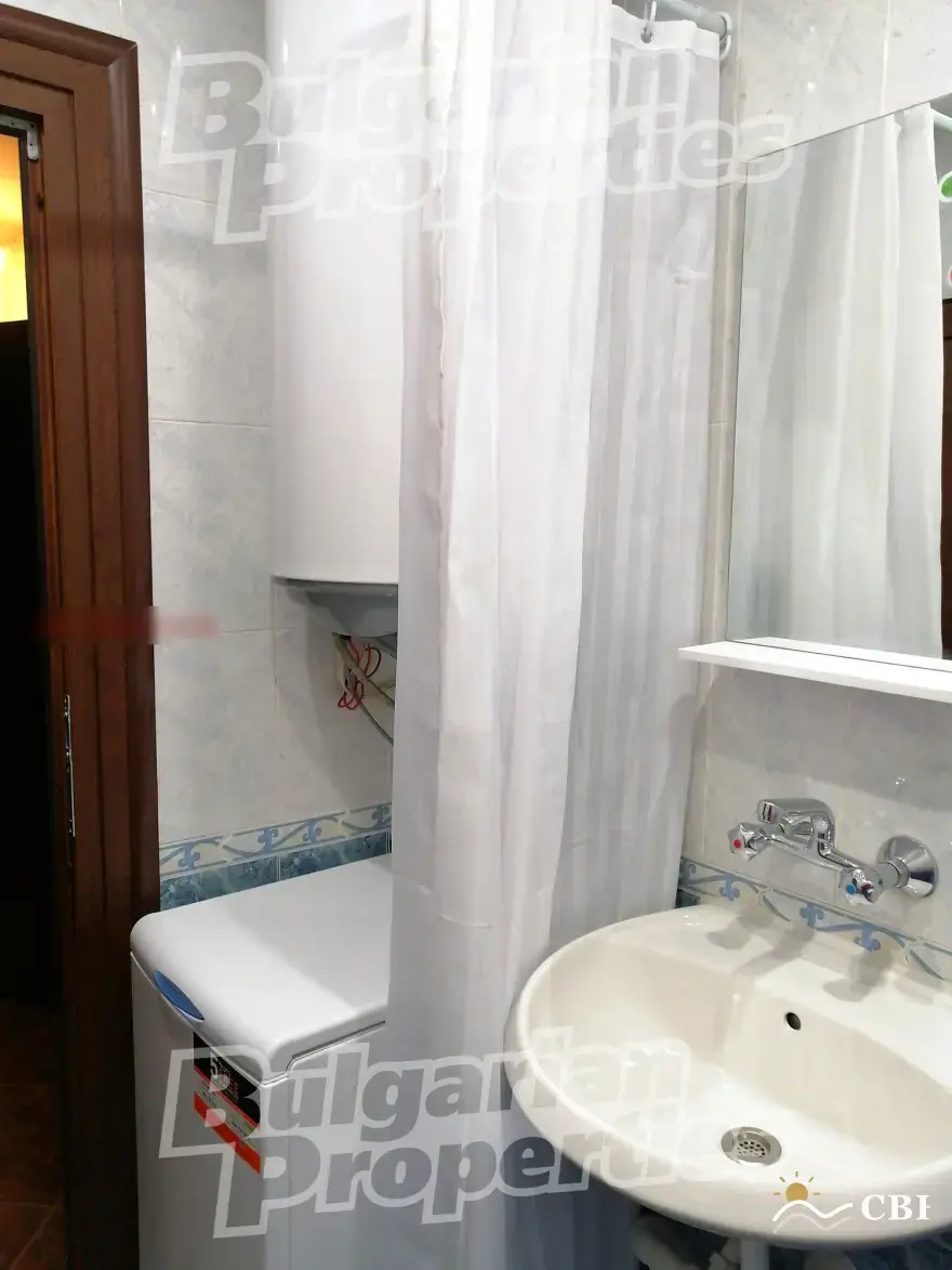 Apartment, 3-room, 96 m², in Varna. Photo 5 of 16. Varna, Black Sea, Bulgaria. Cheap Beach Holiday.