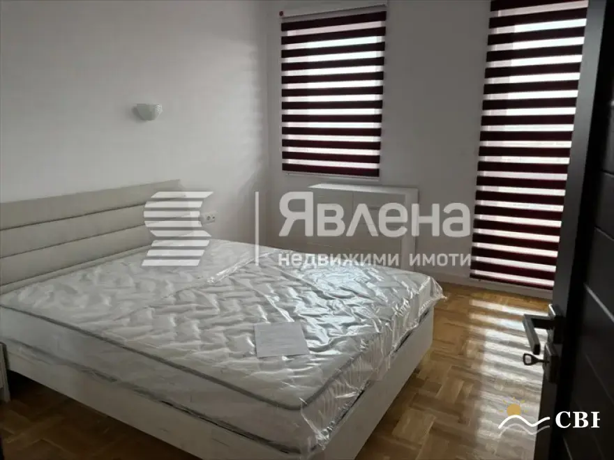 Apartment, 3-room, 105 m², in Burgas. Photo 9 of 16. Burgas, Black Sea, Bulgaria. Cheap Beach Holiday.