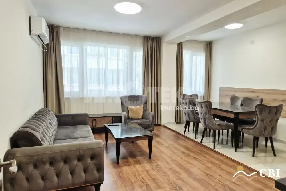 Apartment, 3-room, 90 m², in Varna. Photo 1 of 16. Varna, Black Sea, Bulgaria. Cheap Beach Holiday.