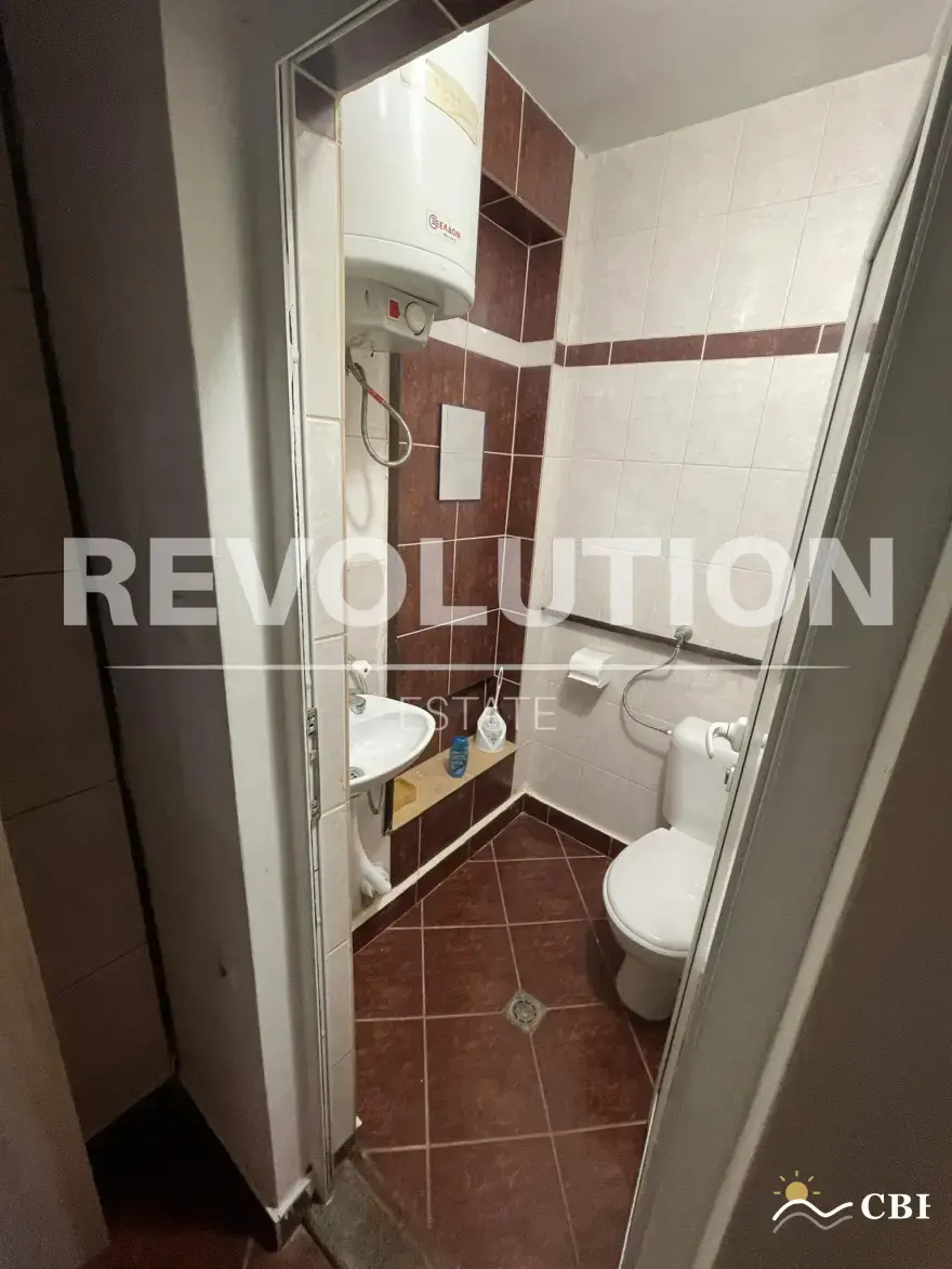 Apartment, 1-room, 32 m², in Varna. Photo 4 of 4. Varna, Black Sea, Bulgaria. Cheap Beach Holiday.