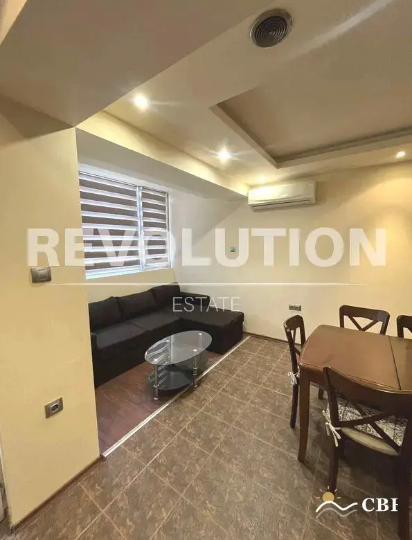 Apartment, 3-room, 100 m², in Varna. Photo 2 of 10. Varna, Black Sea, Bulgaria. Cheap Beach Holiday.