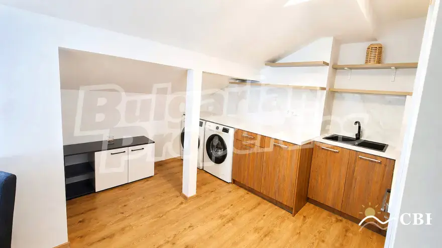 Apartment, 2-room, 80 m², in Burgas. Photo 6 of 16. Burgas, Black Sea, Bulgaria. Cheap Beach Holiday.
