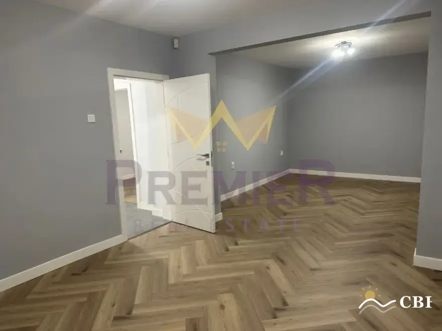 Apartment, 4-room, 120 m², in Varna. Photo 6 of 15. Varna, Black Sea, Bulgaria. Cheap Beach Holiday.