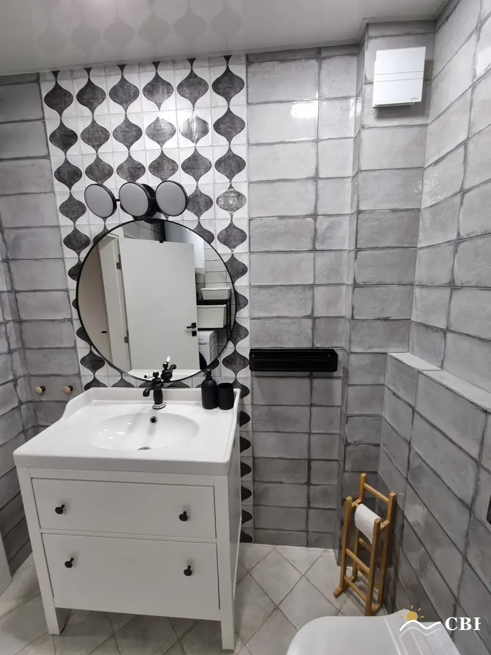 Apartment, 2-room, 80 m², in Varna. Photo 3 of 16. Varna, Black Sea, Bulgaria. Cheap Beach Holiday.