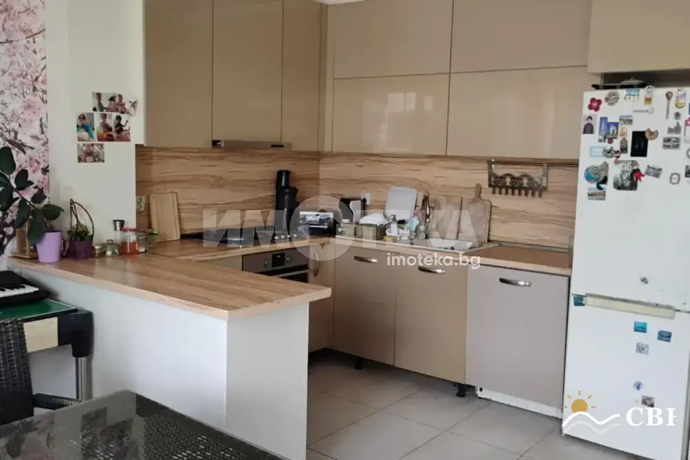 House, 1-room, 190 m², in Varna. Photo 1 of 15. Varna, Black Sea, Bulgaria. Cheap Beach Holiday.
