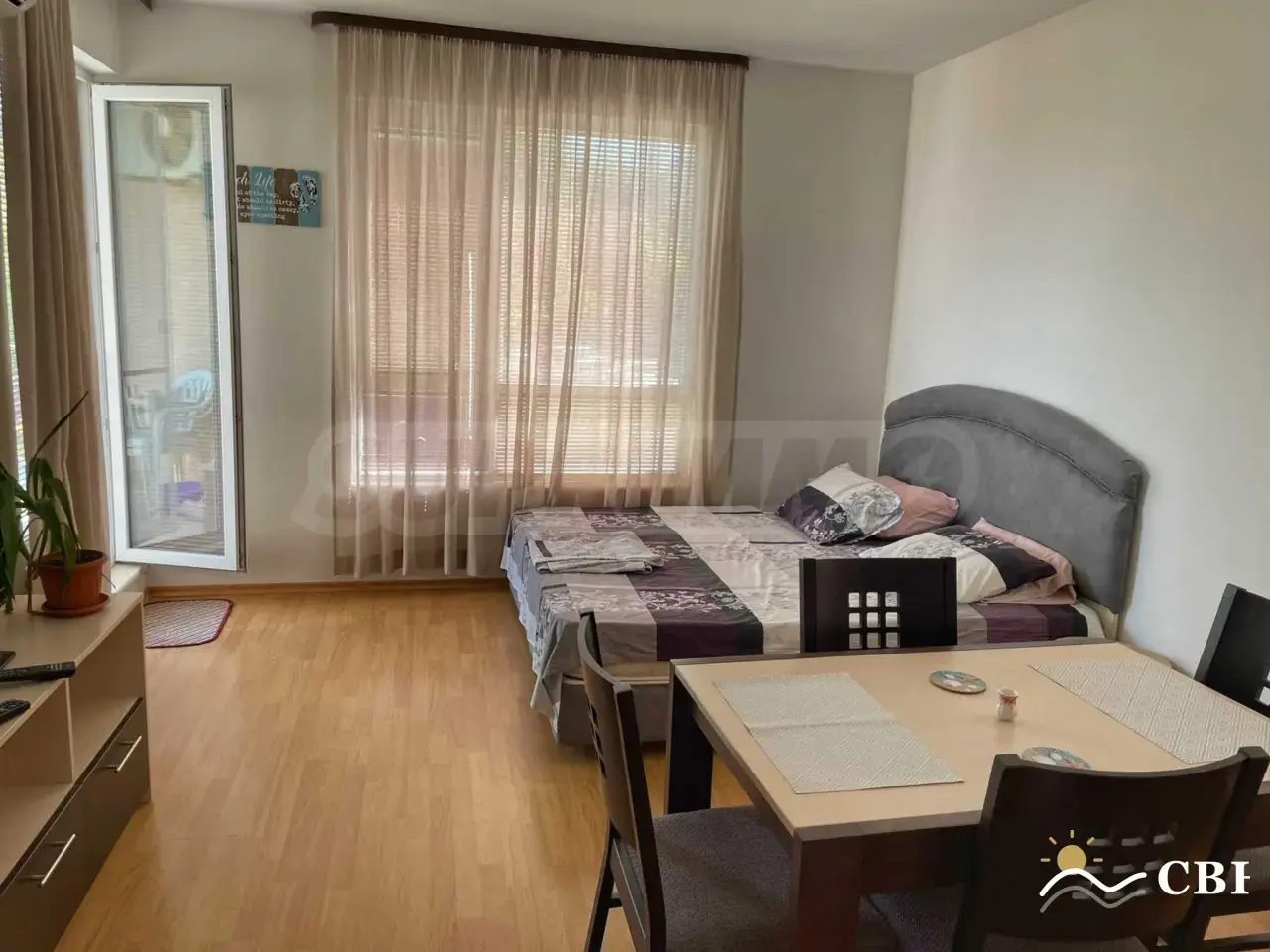 Apartment, 1-room, 36 m², in Byala. Photo 1 of 16. Byala, Black Sea, Bulgaria. Cheap Beach Holiday.