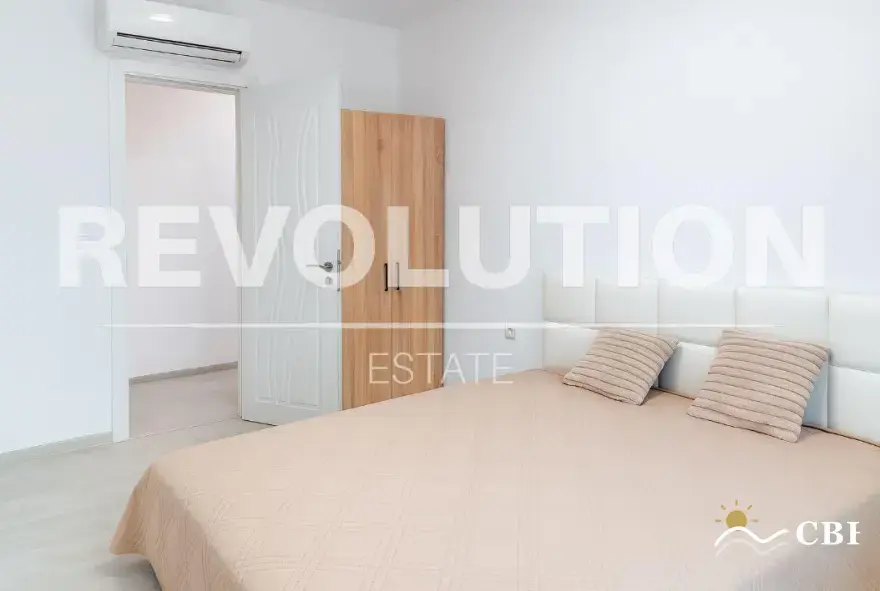 Apartment, 3-room, 85 m², in Varna. Photo 5 of 7. Varna, Black Sea, Bulgaria. Cheap Beach Holiday.