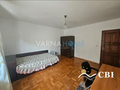 Apartment, 3-room, 160 m², in Varna. Photo 8 of 13. Varna, Black Sea, Bulgaria. Cheap Beach Holiday.