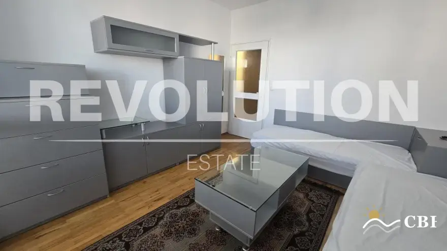 Apartment, 3-room, 60 m², in Varna. Photo 4 of 12. Varna, Black Sea, Bulgaria. Cheap Beach Holiday.