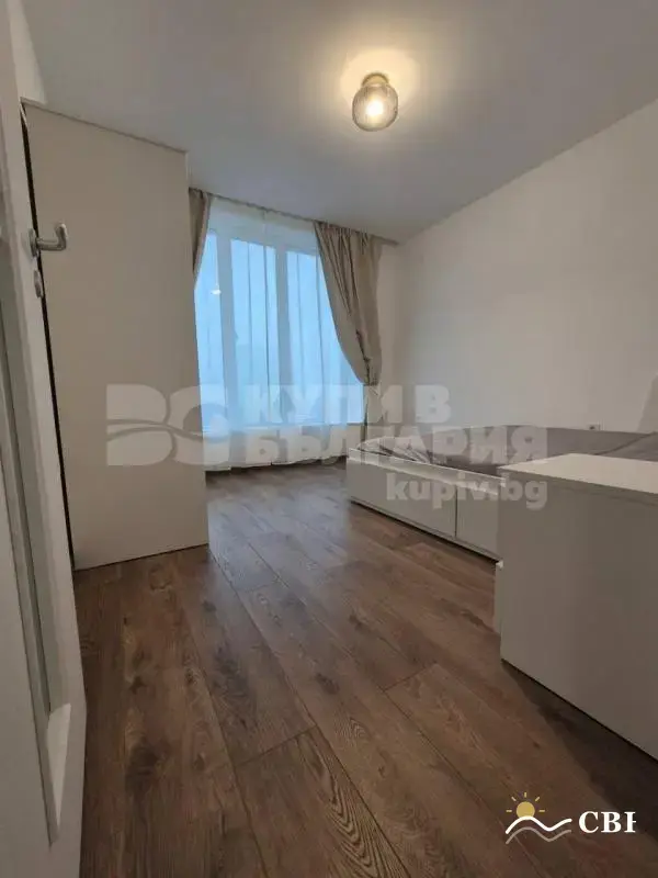 Apartment, 3-room, 100 m², in Varna. Photo 4 of 9. Varna, Black Sea, Bulgaria. Cheap Beach Holiday.