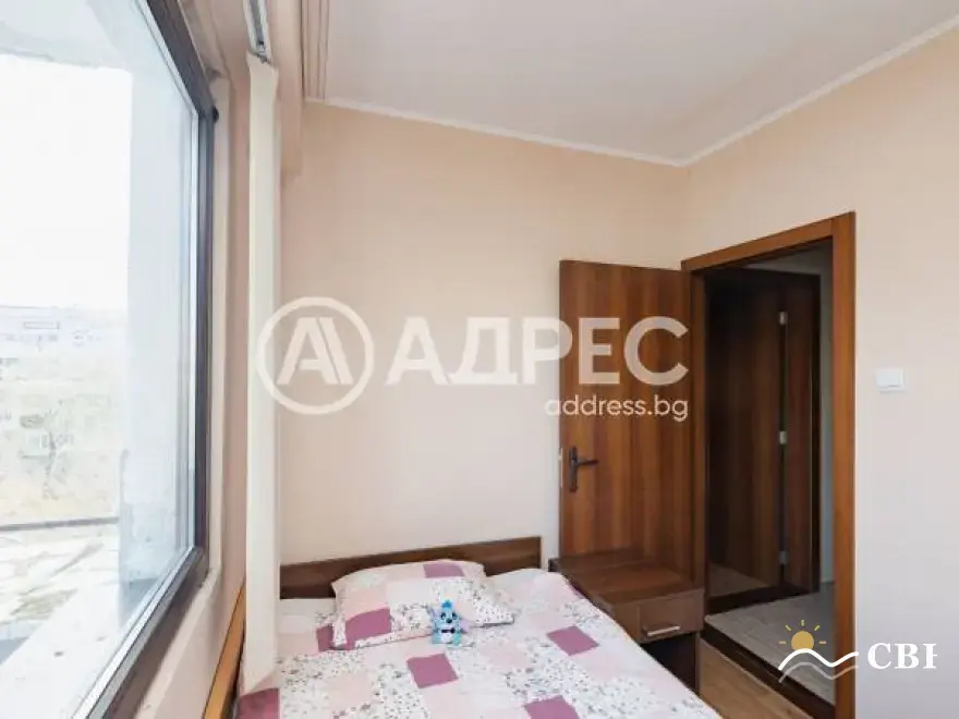 Apartment, 3-room, 70 m², in Varna. Photo 8 of 12. Varna, Black Sea, Bulgaria. Cheap Beach Holiday.