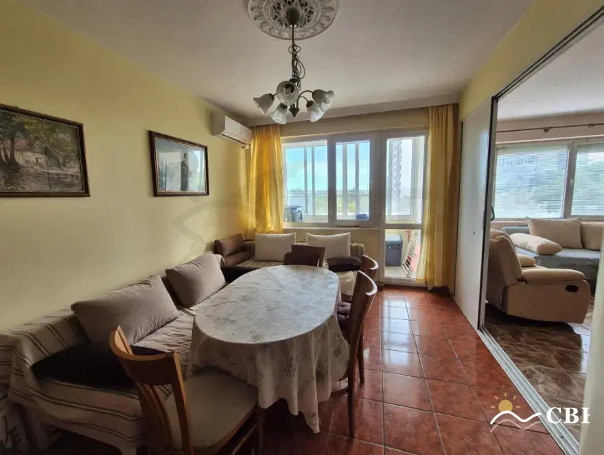 Apartment, 4-room, 100 m², in Varna. Photo 1 of 9. Varna, Black Sea, Bulgaria. Cheap Beach Holiday.