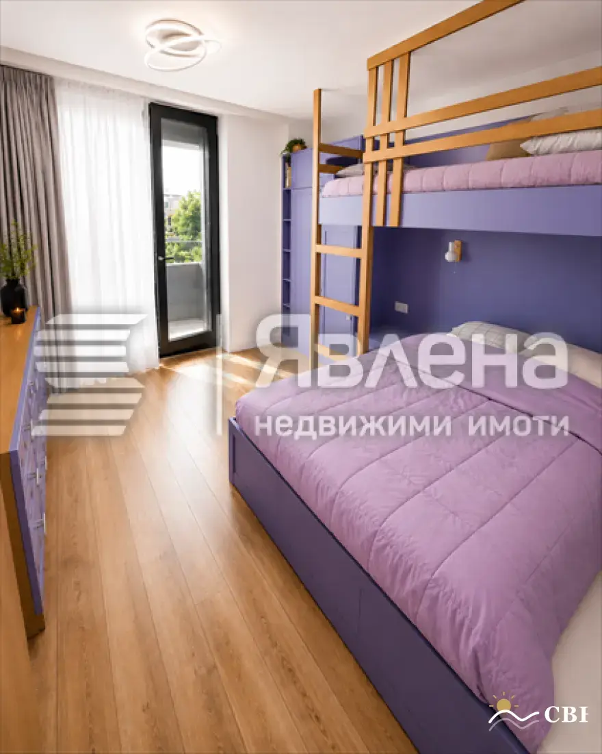 Apartment, 3-room, 100 m², in Varna. Photo 5 of 8. Varna, Black Sea, Bulgaria. Cheap Beach Holiday.