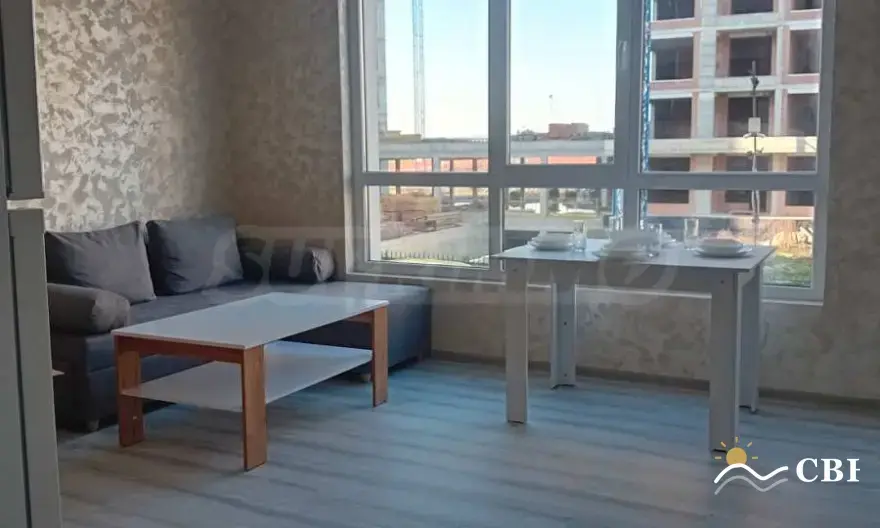 Apartment, 2-room, 70 m², in Burgas. Photo 1 of 9. Burgas, Black Sea, Bulgaria. Cheap Beach Holiday.