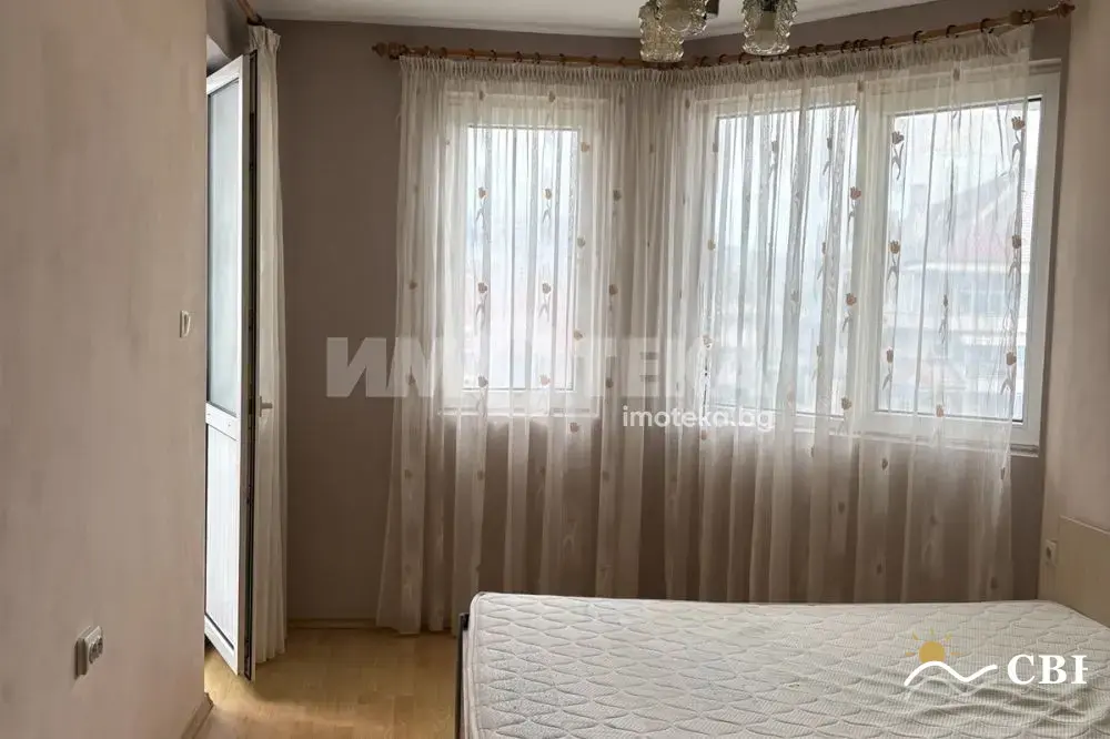 Apartment, 2-room, 50 m², in Varna. Photo 3 of 5. Varna, Black Sea, Bulgaria. Cheap Beach Holiday.