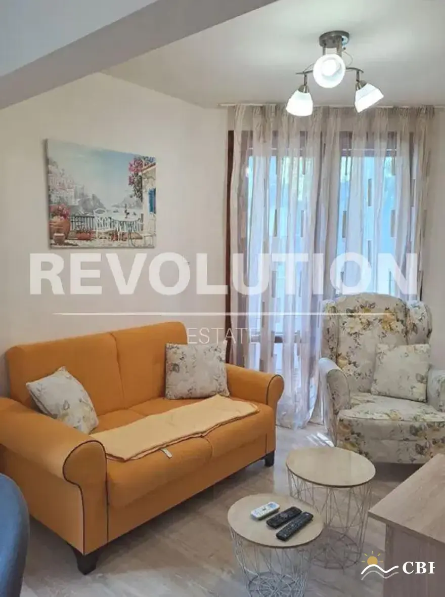 Apartment, 3-room, 76 m², in Varna. Photo 3 of 9. Varna, Black Sea, Bulgaria. Cheap Beach Holiday.