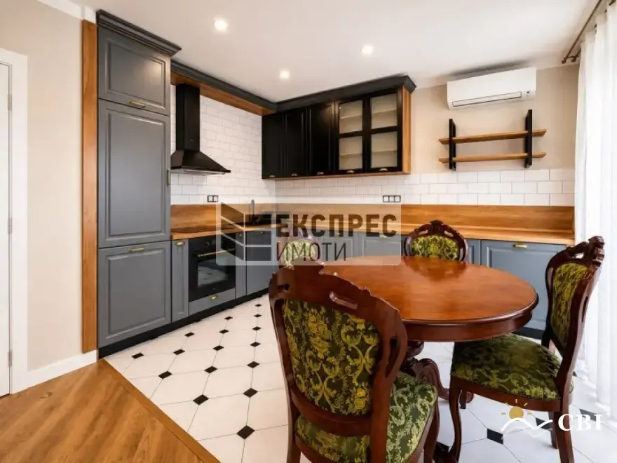 Apartment, 3-room, 100 m², in Varna. Photo 6 of 13. Varna, Black Sea, Bulgaria. Cheap Beach Holiday.