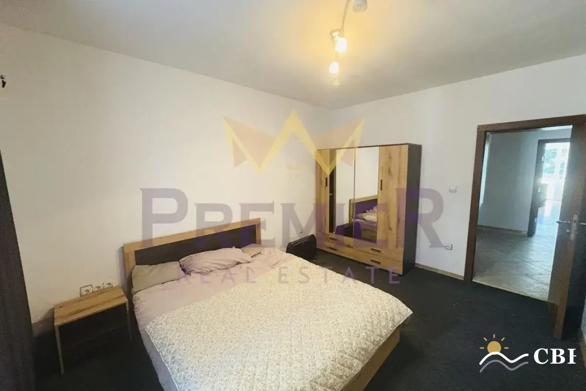 Apartment, 3-room, 112 m², in Varna. Photo 3 of 8. Varna, Black Sea, Bulgaria. Cheap Beach Holiday.