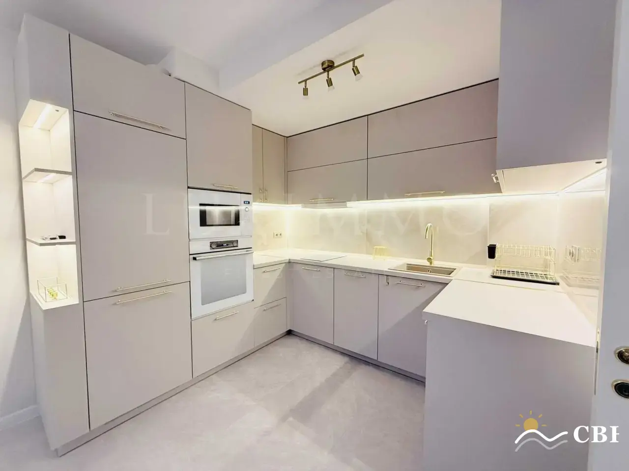 Apartment, 2-room, 52 m², in Varna. Photo 5 of 11. Varna, Black Sea, Bulgaria. Cheap Beach Holiday.