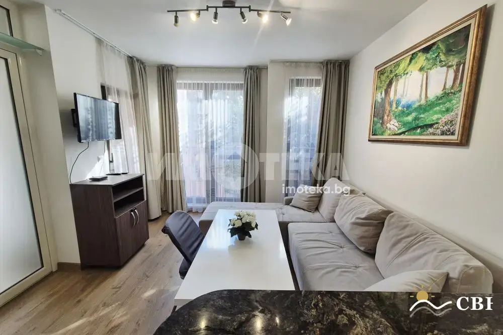 Apartment, 3-room, 80 m², in Varna. Photo 3 of 13. Varna, Black Sea, Bulgaria. Cheap Beach Holiday.