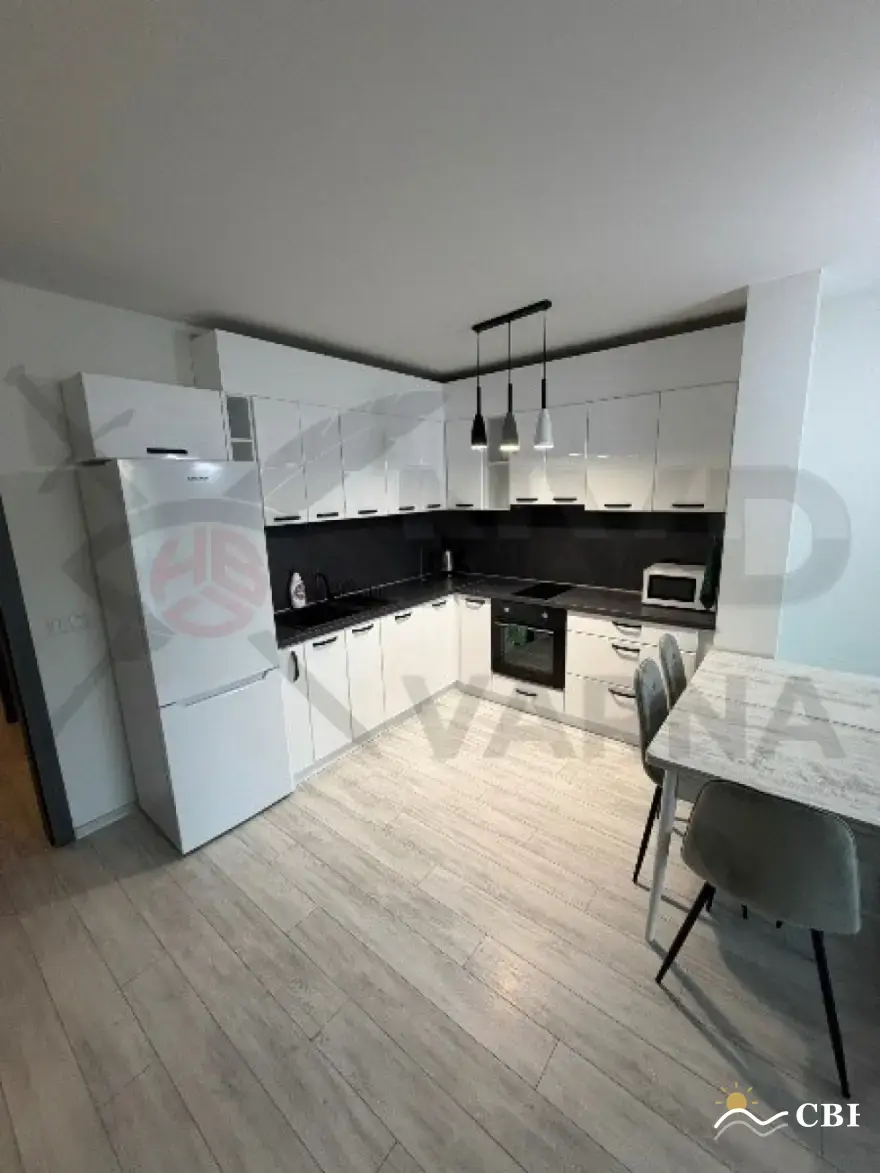 Apartment, 4-room, 165 m², in Varna. Photo 1 of 9. Varna, Black Sea, Bulgaria. Cheap Beach Holiday.