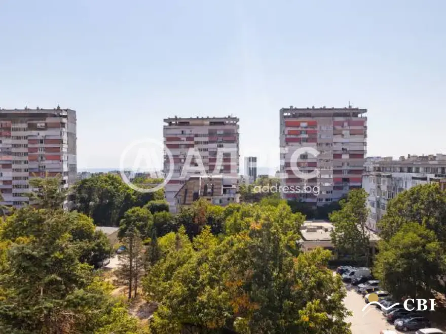 Apartment, 3-room, 90 m², in Varna. Photo 2 of 16. Varna, Black Sea, Bulgaria. Cheap Beach Holiday.