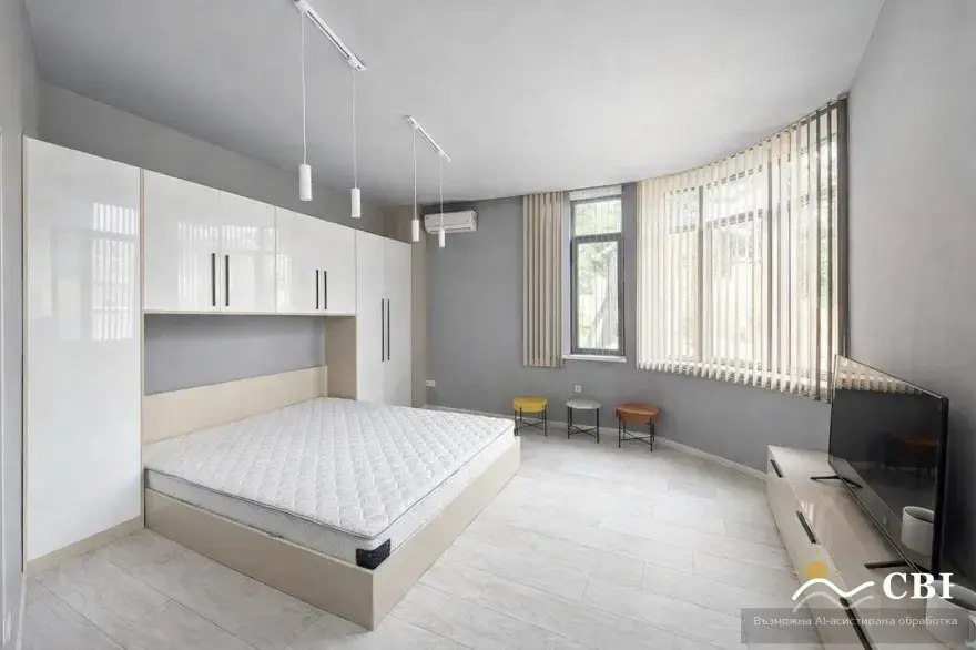 Apartment, 3-room, 120 m², in Varna. Photo 2 of 6. Varna, Black Sea, Bulgaria. Cheap Beach Holiday.