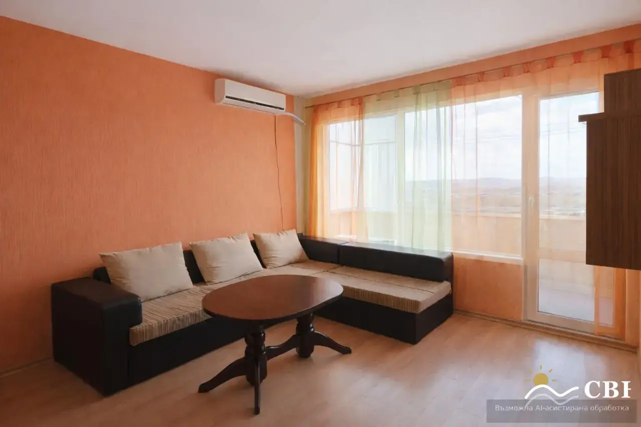 Apartment, 3-room, 90 m², in Gradina. Photo 1 of 8. Gradina, Black Sea, Bulgaria. Cheap Beach Holiday.