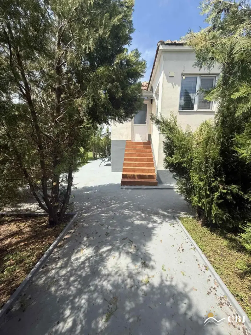 House, 1-room, 634.2 m², in Burgas. Photo 5 of 16. Burgas, Black Sea, Bulgaria. Cheap Beach Holiday.