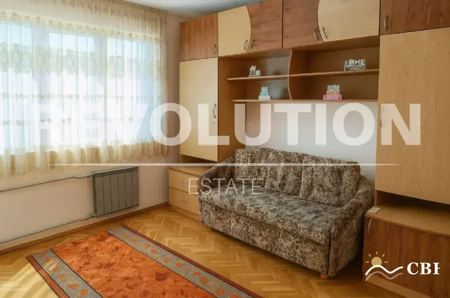 Apartment, 3-room, 90 m², in Varna. Photo 3 of 6. Varna, Black Sea, Bulgaria. Cheap Beach Holiday.