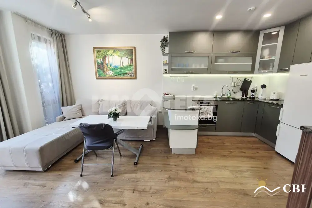 Apartment, 3-room, 80 m², in Varna. Photo 1 of 13. Varna, Black Sea, Bulgaria. Cheap Beach Holiday.