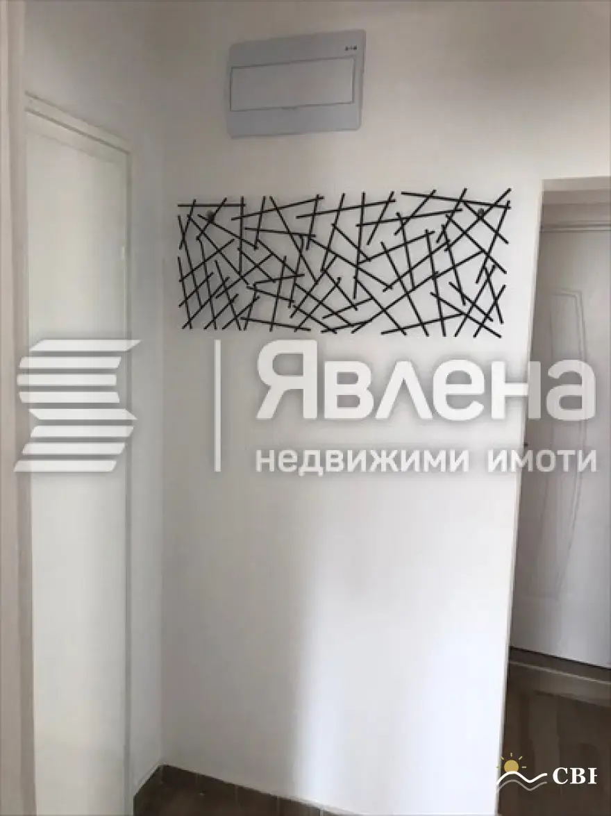 Apartment, 4-room, 115 m², in Burgas. Photo 7 of 16. Burgas, Black Sea, Bulgaria. Cheap Beach Holiday.