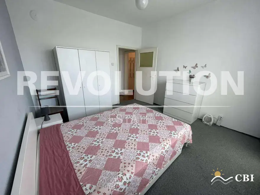 Apartment, 2-room, 70 m², in Varna. Photo 6 of 7. Varna, Black Sea, Bulgaria. Cheap Beach Holiday.