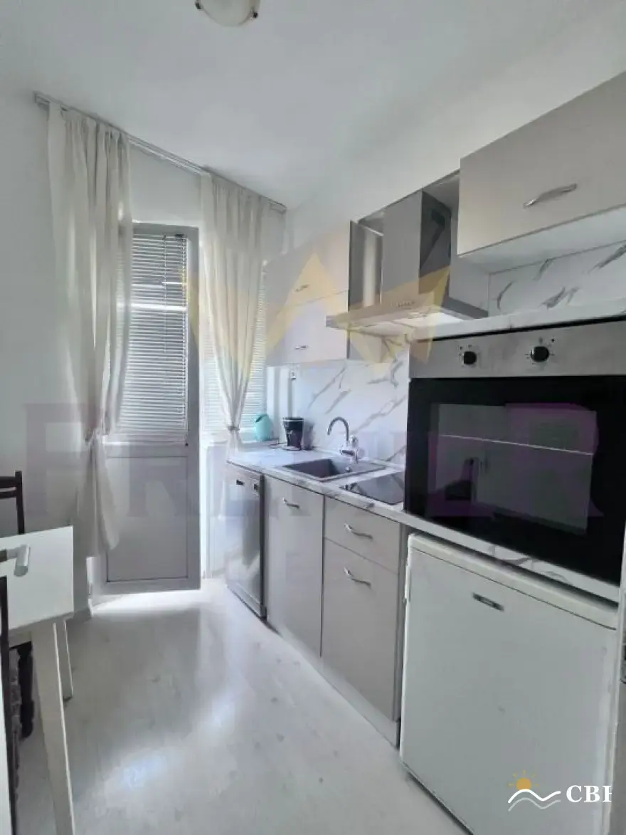 Apartment, 3-room, 90 m², in Varna. Photo 1 of 11. Varna, Black Sea, Bulgaria. Cheap Beach Holiday.