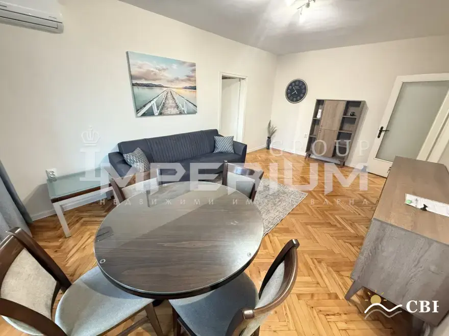 Apartment, 2-room, 65 m², in Varna. Photo 2 of 11. Varna, Black Sea, Bulgaria. Cheap Beach Holiday.