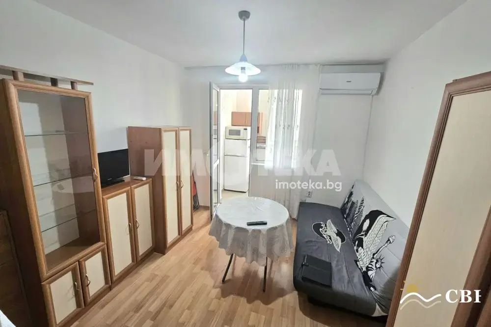 Apartment, 1-room, 30 m², in Varna. Photo 4 of 6. Varna, Black Sea, Bulgaria. Cheap Beach Holiday.