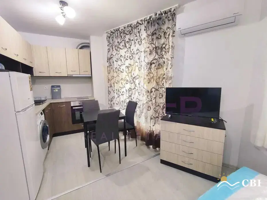 Apartment, 1-room, 38 m², in Varna. Photo 2 of 10. Varna, Black Sea, Bulgaria. Cheap Beach Holiday.