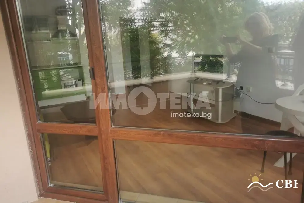 Apartment, 2-room, 65 m², in Burgas. Photo 2 of 11. Burgas, Black Sea, Bulgaria. Cheap Beach Holiday.