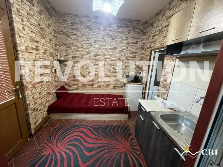 Apartment, 1-room, 32 m², in Varna. Photo 1 of 4. Varna, Black Sea, Bulgaria. Cheap Beach Holiday.
