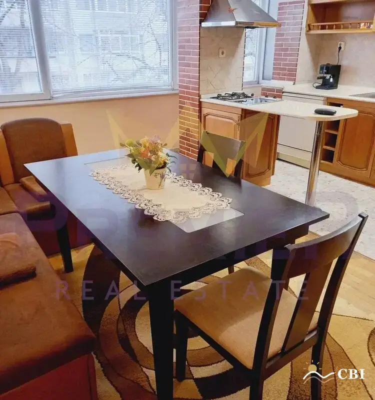 Apartment, 3-room, 85 m², in Varna. Photo 4 of 14. Varna, Black Sea, Bulgaria. Cheap Beach Holiday.