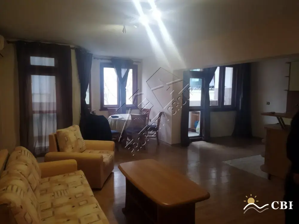 Apartment, 3-room, 118 m², in Burgas. Photo 4 of 16. Burgas, Black Sea, Bulgaria. Cheap Beach Holiday.