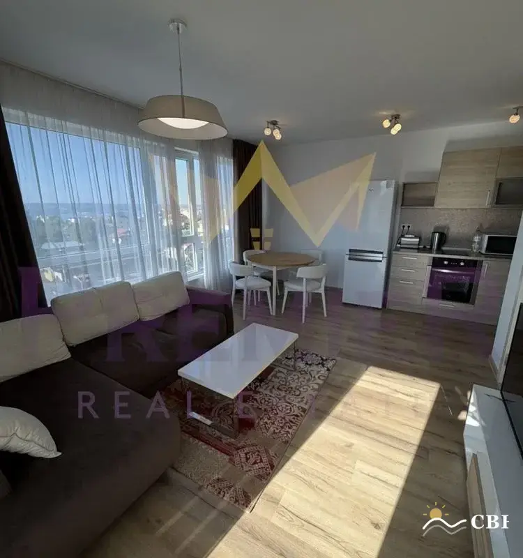 Apartment, 3-room, 90 m², in Varna. Photo 3 of 16. Varna, Black Sea, Bulgaria. Cheap Beach Holiday.