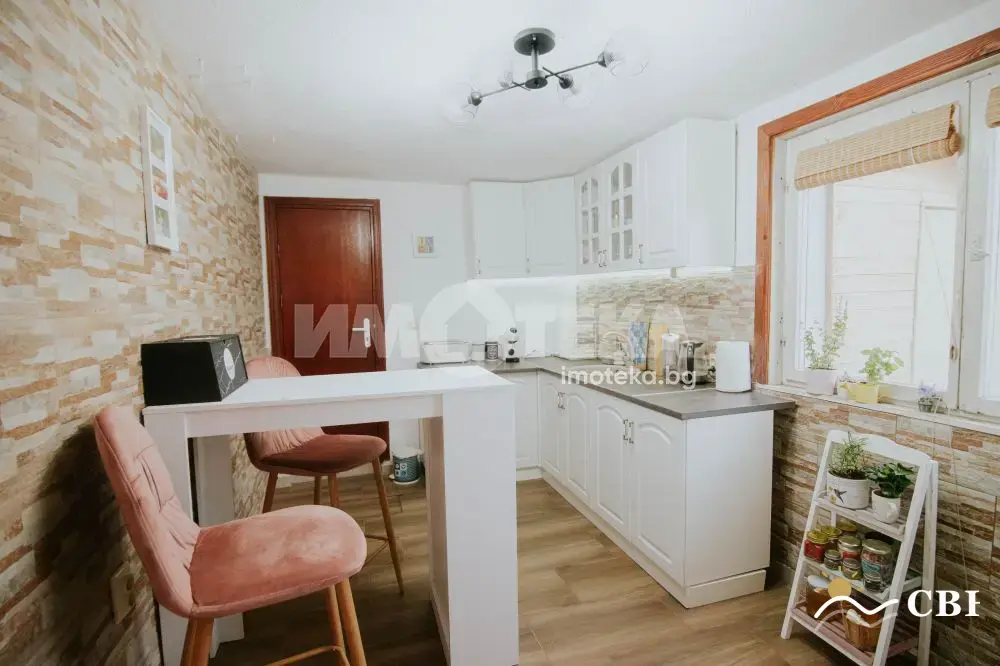 House, 1-room, 150 m², in Varna. Photo 1 of 15. Varna, Black Sea, Bulgaria. Cheap Beach Holiday.