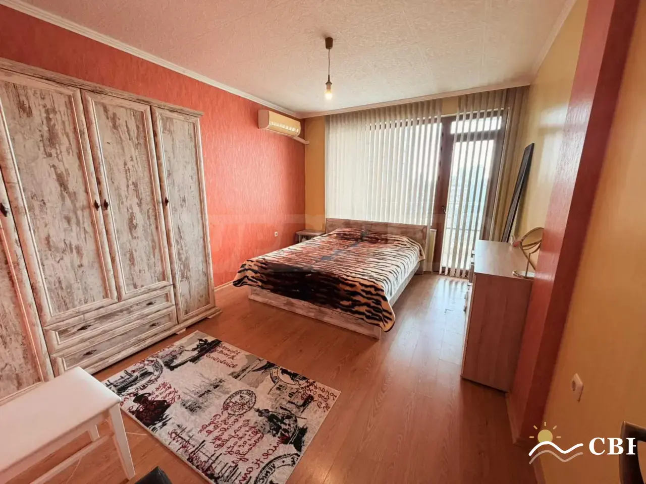 Apartment, 2-room, 60 m², in Burgas. Photo 7 of 12. Burgas, Black Sea, Bulgaria. Cheap Beach Holiday.